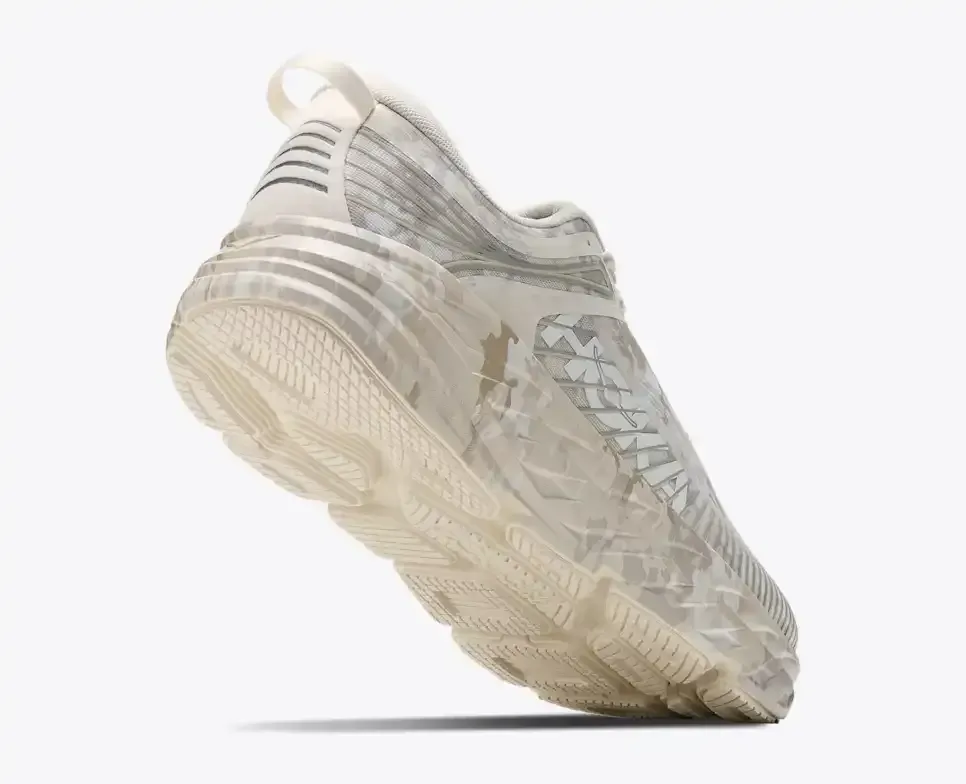 HOKA Bondi 7 BEAMS Turtledove